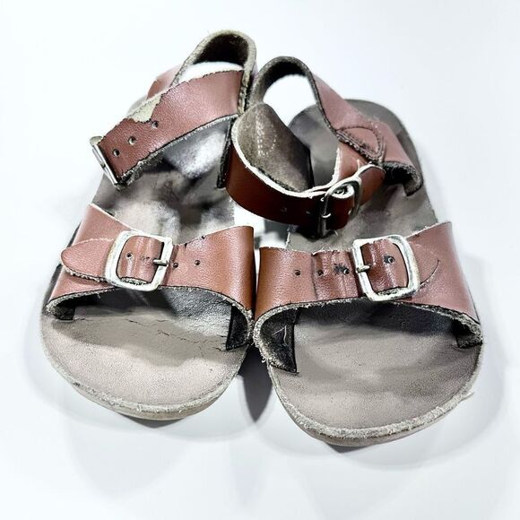 Salt water sandals camel color play condition 8 - Picture 3 of 10